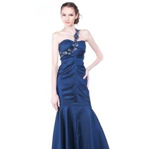 Cache Mermaid Gown Prom Dress
